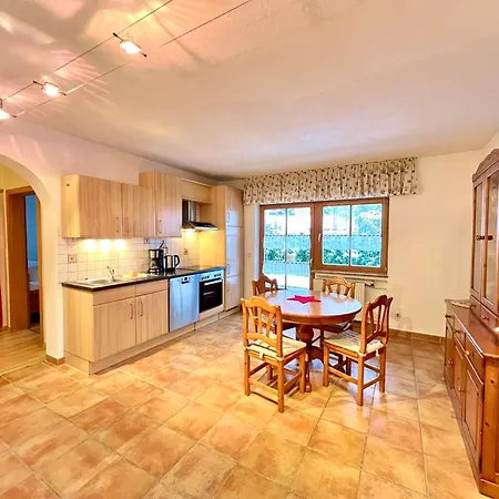 Appartementhaus Koenigstrasse Linderhof Апартаменти *