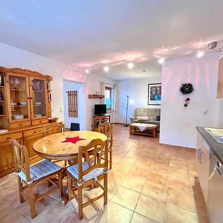 Appartementhaus Koenigstrasse Linderhof Fussen