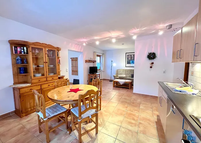 Appartementhaus Koenigstrasse Linderhof Фюссен